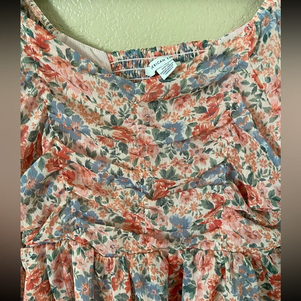 American Eagle Floral Blouse - Picture 2 of 6